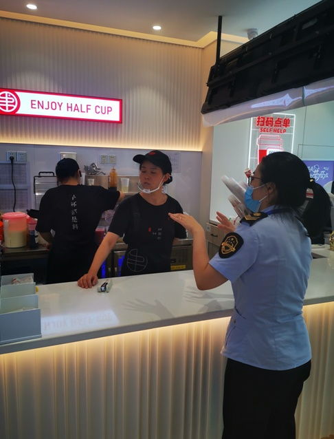 周三“查”餐廳，守護“舌尖上的安全”——聚焦網絡餐飲服務食品安全專項檢查